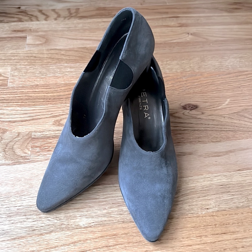 PETRA Firenze Suede Heeled Ankle Boot  Size 8.5 All leather, made in Italy.